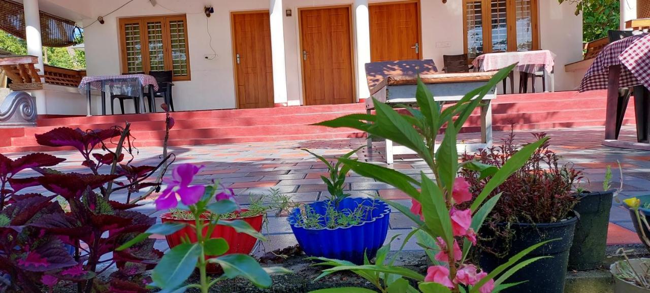 Marari Anna Beach Villa Марарикулам Экстерьер фото