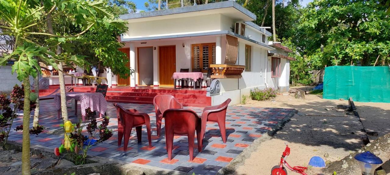 Marari Anna Beach Villa Марарикулам Экстерьер фото
